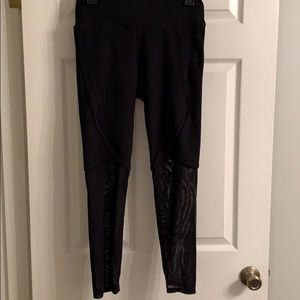 Black Fabletics leggings.
